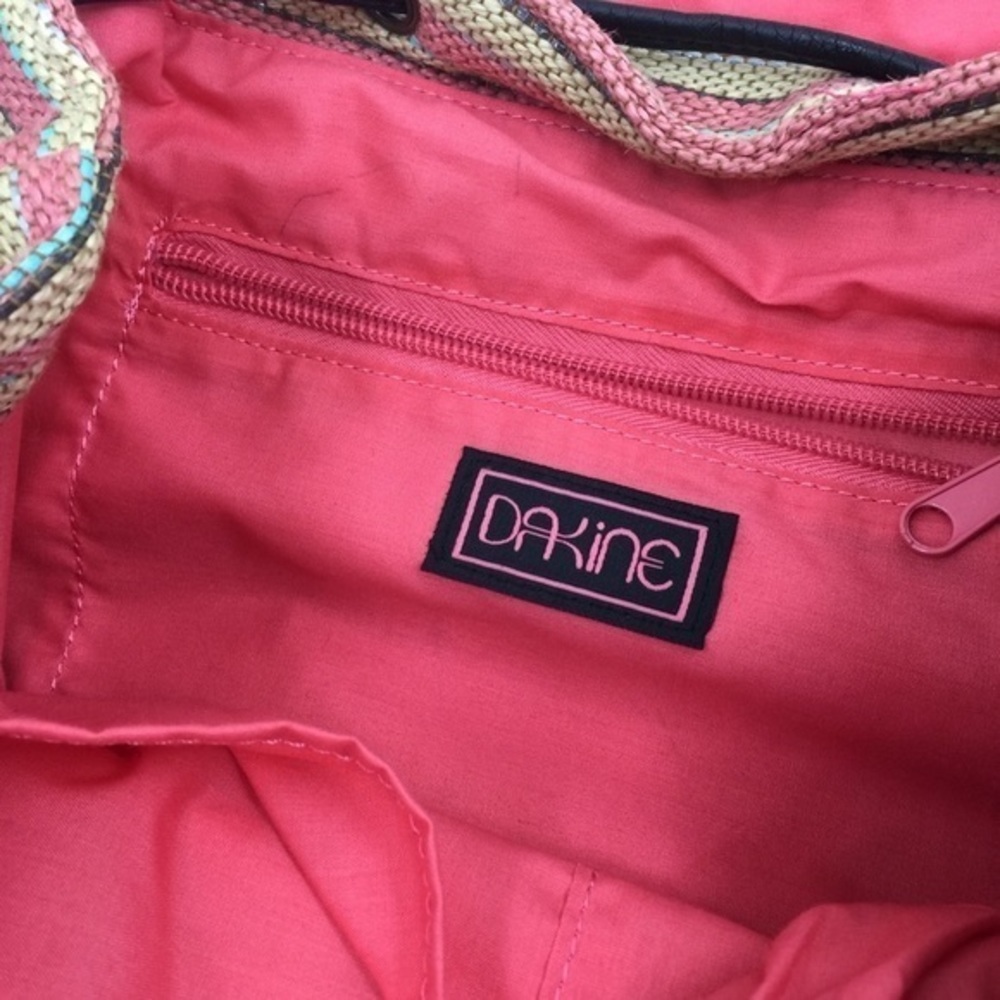 Dakine striped Woven backpack - Picture 7 of 7